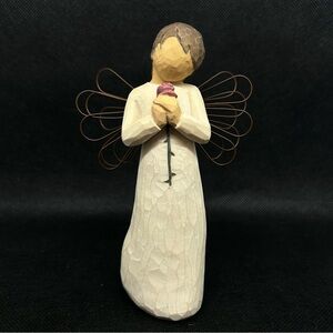 New in box Willow Tree Loving Angel Figurine
